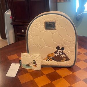 Loungefly turtle backpack set